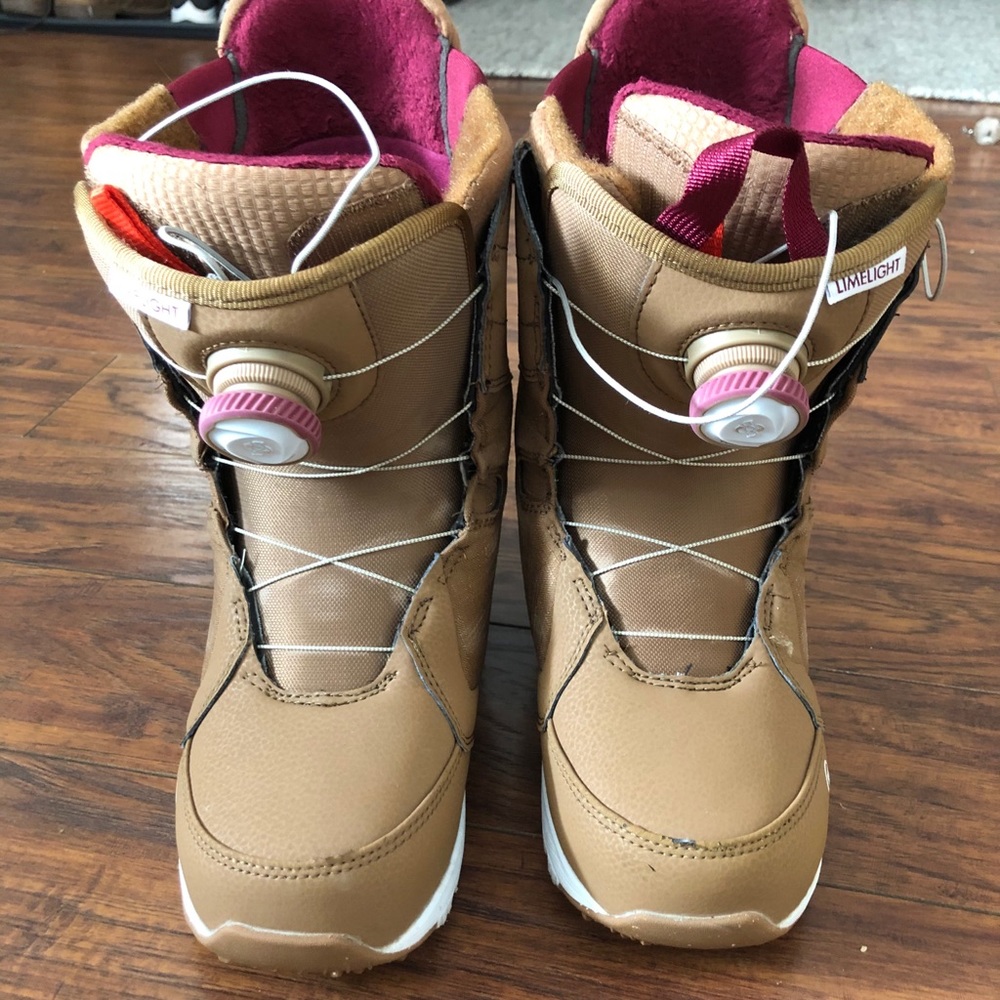 Burton Limelight snowboard boots